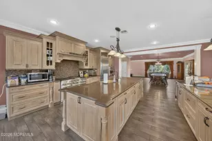 33 Parkside Way, Millstone Township, NJ 08535 - Photo 4