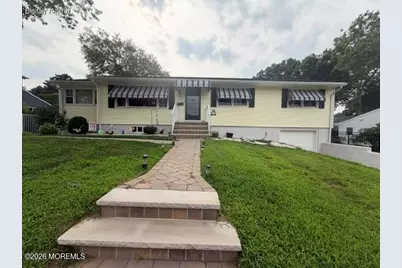 174 Waterview Avenue, Belford, NJ 07718 - Photo 2