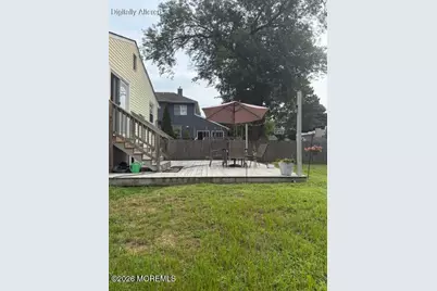 174 Waterview Avenue, Belford, NJ 07718 - Photo 28