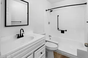 103C Edinburgh Ln, Lakewood, NJ 08701 - Photo 10
