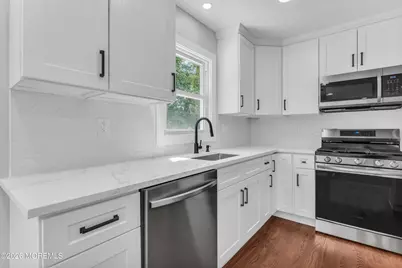109 Edinburgh Court, Toms River Township, NJ 08757 - Photo 10