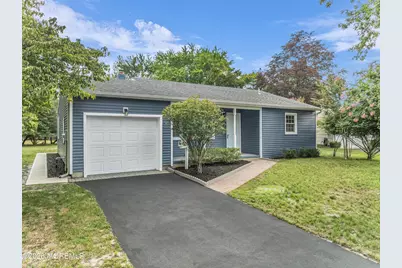 109 Edinburgh Court, Toms River Township, NJ 08757 - Photo 2