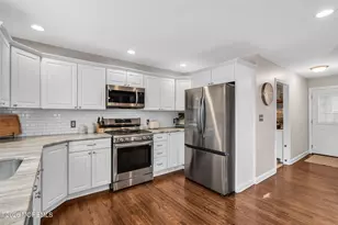106 Perry St, Keyport, NJ 07735 - Photo 10
