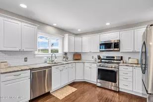 106 Perry St, Keyport, NJ 07735 - Photo 8