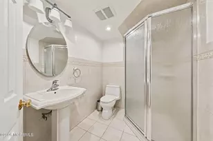 901 Oakley Dr, Freehold, NJ 07728 - Photo 46
