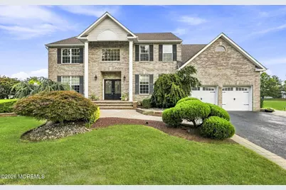 901 Oakley Drive, Freehold, NJ 07728 - Photo 58