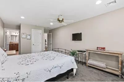 65 Murray Hill Terrace, Marlboro Township, NJ 07746 - Photo 16
