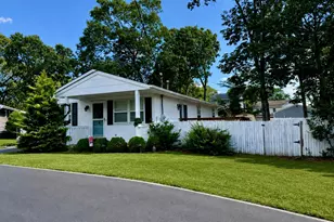 931 Cypress Ave, Brick, NJ 08723 - Photo 2