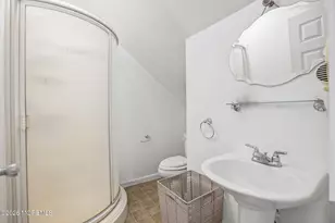 21 Fairway Dr, Toms River Township, NJ 08753 - Photo 12