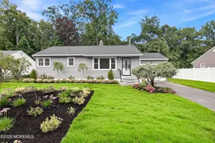 20 Stempler Ct, Holmdel, NJ 07733 - Photo 2