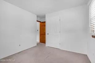341 Middle Rd, Hazlet Township, NJ 07730 - Photo 12