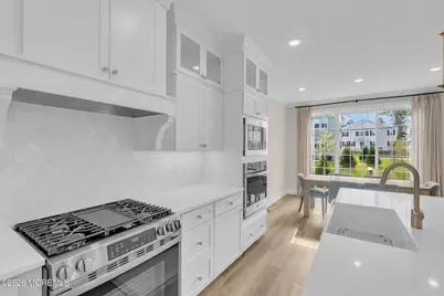 1516 Melrose Boulevard, Manalapan Township, NJ 07726 - Photo 20