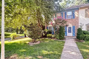 1 Amherst Ct, Freehold, NJ 07728 - Photo 20