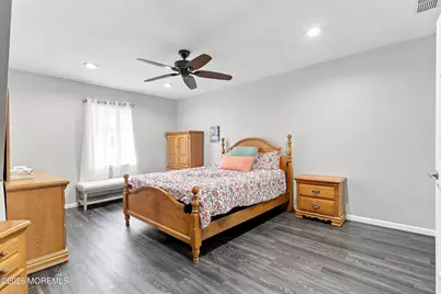 1301 Buckingham Circle, Middletown, NJ 07748 - Photo 14