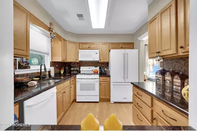 5 Jetty Court, Brick, NJ 08723 - Photo 10