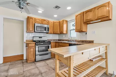 140 7th Street, Hazlet Township, NJ 07734 - Photo 6