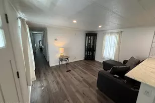 29 Sams Trailer Ct, Hazlet Township, NJ 07730 - Photo 4