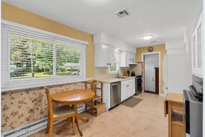 561 Oakhollow Lane, Lanoka Harbor, NJ 08734 - Photo 8