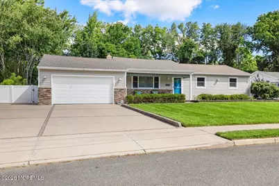 443 W Lake Avenue, Oakhurst, NJ 07755 - Photo 6
