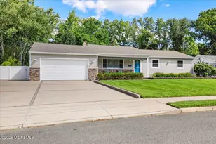 443 W Lake Ave, Oakhurst, NJ 07755 - Photo 6