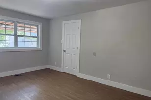 1215 11th Ave, Neptune Township, NJ 07753 - Photo 14