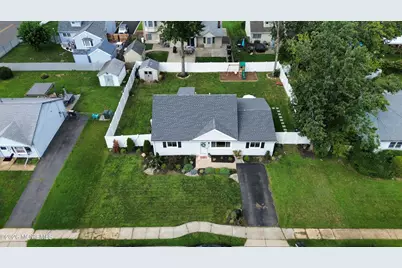 3 Redwood Terrace, Hazlet Township, NJ 07730 - Photo 4