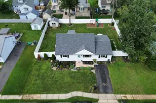 3 Redwood Terrace, Hazlet Township, NJ 07730 - Photo 4