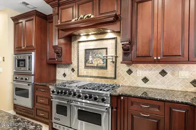 8 Blueberry Hill, Marlboro Township, NJ 07746 - Photo 18