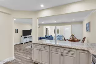 20 Lexington Ct, Red Bank, NJ 07701 - Photo 12