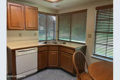 878 Winchester Court #B, Manchester Township, NJ 08759 - Photo 10