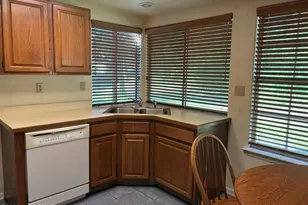878 Winchester Ct, Manchester Township, NJ 08759 - Photo 10