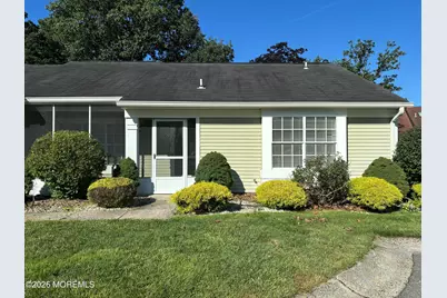 878 Winchester Court #B, Manchester Township, NJ 08759 - Photo 2
