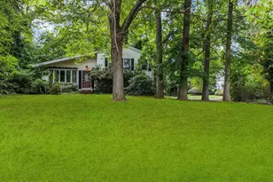 390 Church St, Belford, NJ 07718 - Photo 28