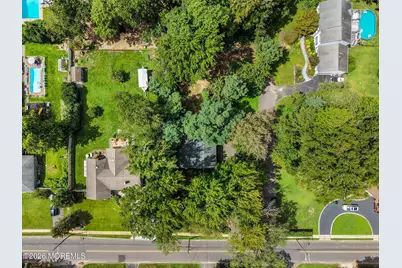 390 Church Street, Belford, NJ 07718 - Photo 38