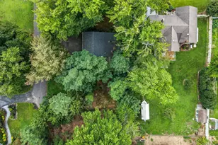 390 Church St, Belford, NJ 07718 - Photo 40