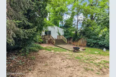 390 Church Street, Belford, NJ 07718 - Photo 42