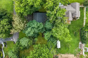 390 Church St, Belford, NJ 07718 - Photo 44