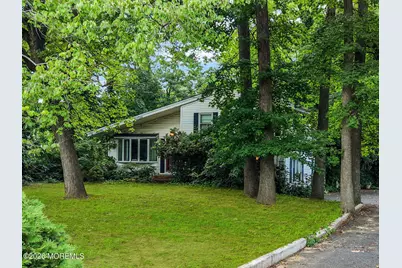 390 Church Street, Belford, NJ 07718 - Photo 24