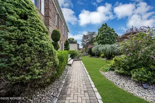 4 Plowshare Ct, Marlboro Township, NJ 07746 - Photo 8