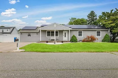 1633 2nd Avenue, Toms River Township, NJ 08757 - Photo 2