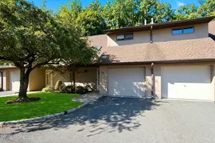 82 Wigwam Ln, Tinton Falls, NJ 07724 - Photo 2