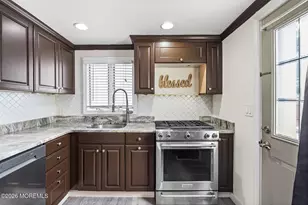 79 Main St, Englishtown, NJ 07726 - Photo 14