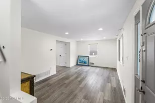 79 Main St, Englishtown, NJ 07726 - Photo 8