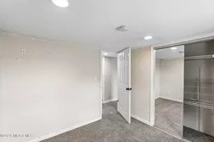 79 Main St, Englishtown, NJ 07726 - Photo 28