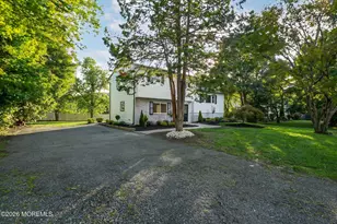 27 Middlesex Rd, Matawan, NJ 07747 - Photo 2