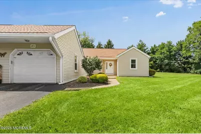 117 Lowens Strasse #A, Freehold, NJ 07728 - Photo 2