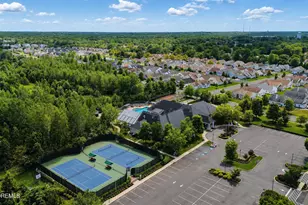 111 Fontaine Ct, Monroe Township, NJ 08831 - Photo 6
