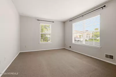 51 Farnworth Close, Freehold, NJ 07728 - Photo 18
