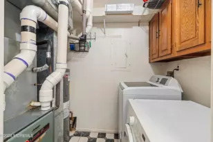 303 Wellington Pl, Aberdeen Township, NJ 07747 - Photo 16