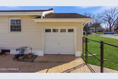 603 Carol Avenue, Oakhurst, NJ 07755 - Photo 34
